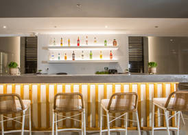 CasaStavris - Aparts & Pool Suites 2