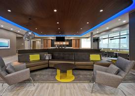 SpringHill Suites by Marriott Holland 3