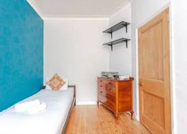 Cosy 2 Bedroom Apartment in Central London With Garden 4