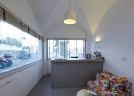 Central Fira Suites 2