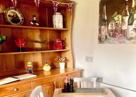 18th Century Cosy Cottage with Stunning Views 4