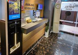 Shine Hotel 4