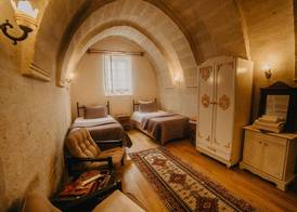 Helios Cave Hotel 5