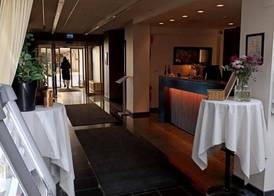 Home Hotel Plaza 5