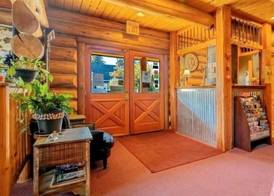 Dodge Peak Lodge 3