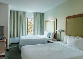 The Beacon Charlotte Airport by IHG 4