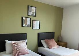 The Davron Hotel 5