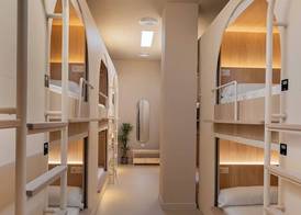 Literal Hostel 3