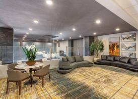 The Valor, an Ascend Collection Hotel 4