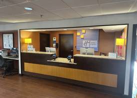 Holiday Inn Express FORSYTH by IHG 2