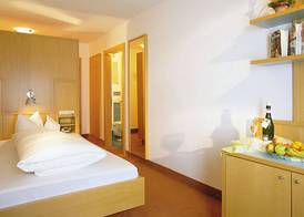 DAS VIER Sport und Wellnesshotel 4