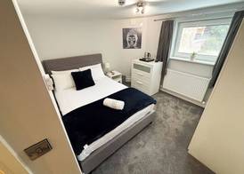 LYMM LIVING 2