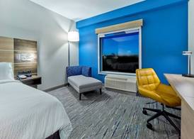 Holiday Inn Express & Suites HUNTSVILLE – SPACE CENTER by IHG 3