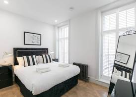 Urban Chic - Shaftesbury 5