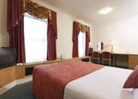 Pery's Hotel 5