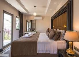 The Mediteran Hotel 4