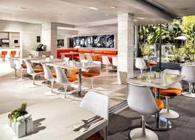 Sportsmens Lodge Hotel 5
