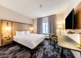 Fairfield Inn & Suites by Marriott Gainesville I-35 5