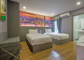 Hyde Park Hotel Bangkok 4