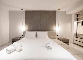 Hotel Resol 2 4