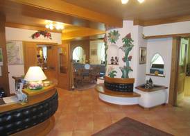 Hotel Alpina 2