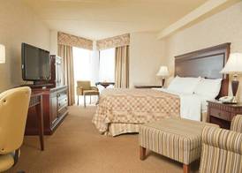Quality Inn & Suites Bay Front 4