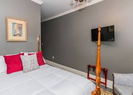 Historic Hotel Broadalbin 2
