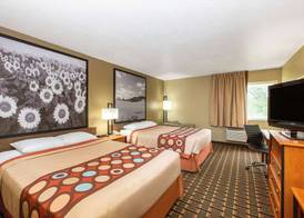 Super 8 by Wyndham Ottawa 4