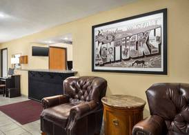 Super 8 by Wyndham Maysville KY 4