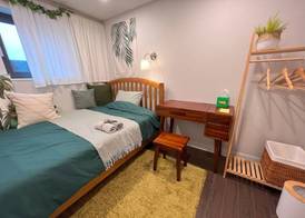 HHZib, homestay on a hill in the heart of Seoul - 'BEST SEOUL STAY 2024-26' by Seoul 3