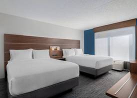 Holiday Inn Express & Suites BENTONVILLE by IHG 3