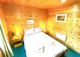 Braemar Lodge Cabins 5