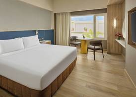 Taal Vista Hotel 4