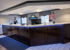 Days Inn by Wyndham Amherst OH - Near Cleveland Cedar Point & Lake Erie 3