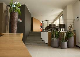 Red's Redaelli Hotel 3
