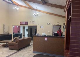 Lone Tree Inn 4