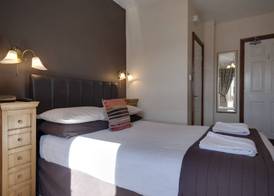 The Promenâd 3