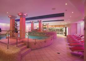 Hotel Schweizer Hof Thermal und Vital Resort 4