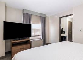 Holiday Inn & Suites LONDON SOUTH by IHG 5