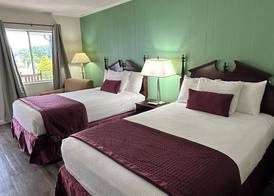 Colonial Inn Franklin 5