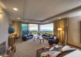 Korineum Golf & Beach Resort 3