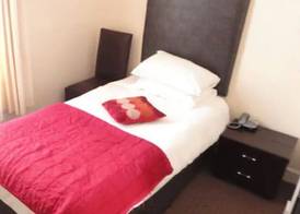 Sandyford Hotel 5