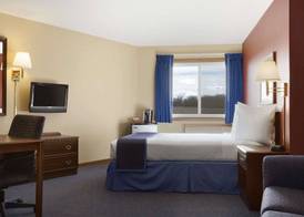 Travelodge by Wyndham Motel of St Cloud 5