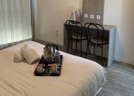 Hôtel Au Relais des Lilas 5