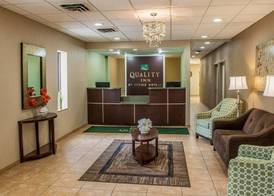 Quality Inn Huntingburg - Jasper 4