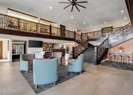 Best Western Plus Hilltop Inn 4