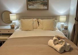 Castlecroft Bed and Breakfast 5