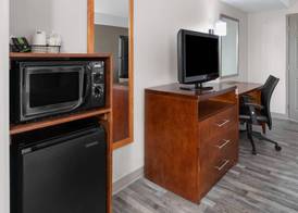 Days Inn by Wyndham Dumfries Quantico 5