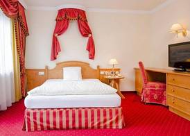 Hotel Jenbacherhof B&B 5
