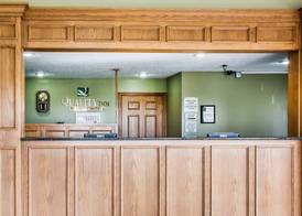Quality Inn Morton at I-74 2